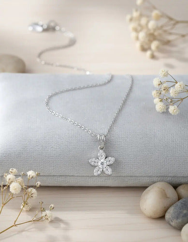 Collar Elegante De Plata Dije Flor Con Circonitas Para Mujer Plateado