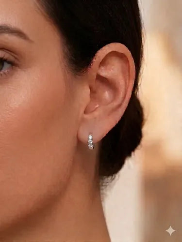 Aretes Huggies Con Circonitas De Plata Pura 925 Blanco
