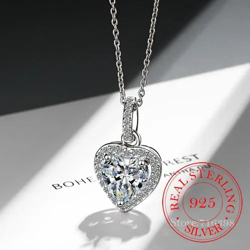 Collar De Plata  Para Mujer, Colgante Corazón De Circonita. Plateado