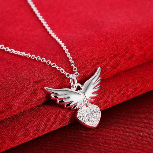 Collar Con Colgante De Alas De Corazón Para Mujer, De Plata  Plateado